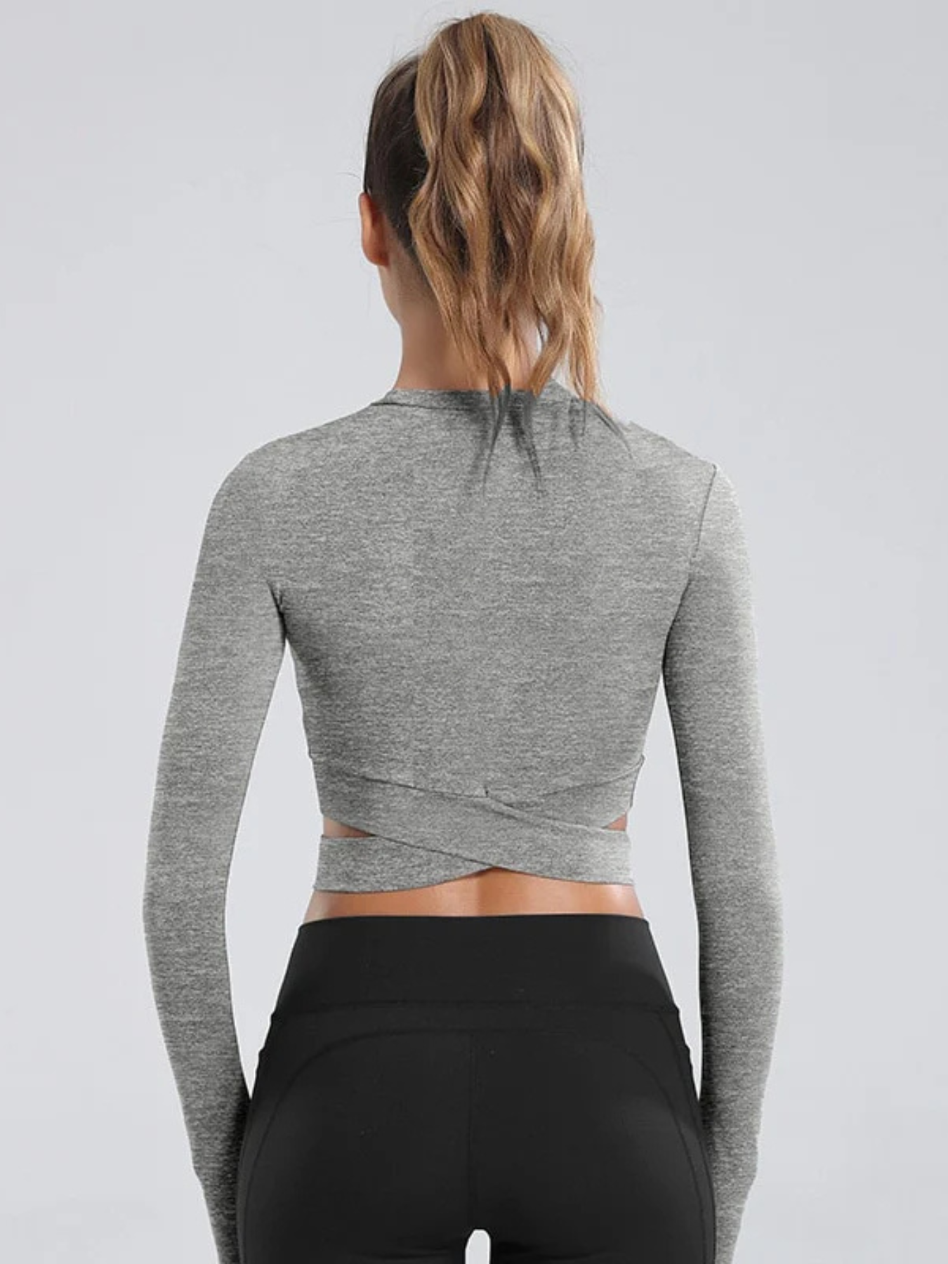 Cropped Manga Longa Move Act