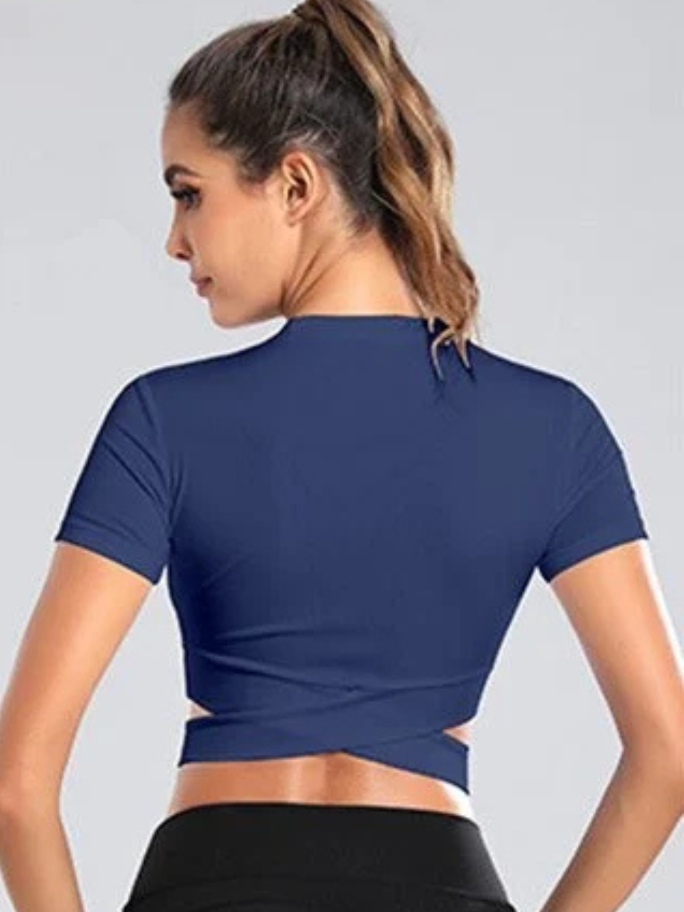 Cropped Manga Curta Move Act