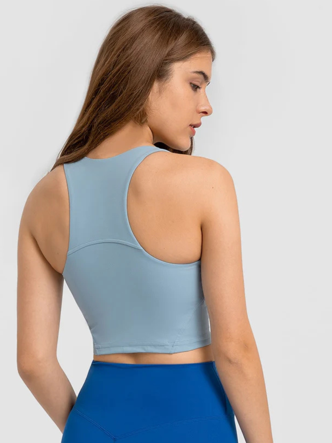 Cropped Stile Move Act