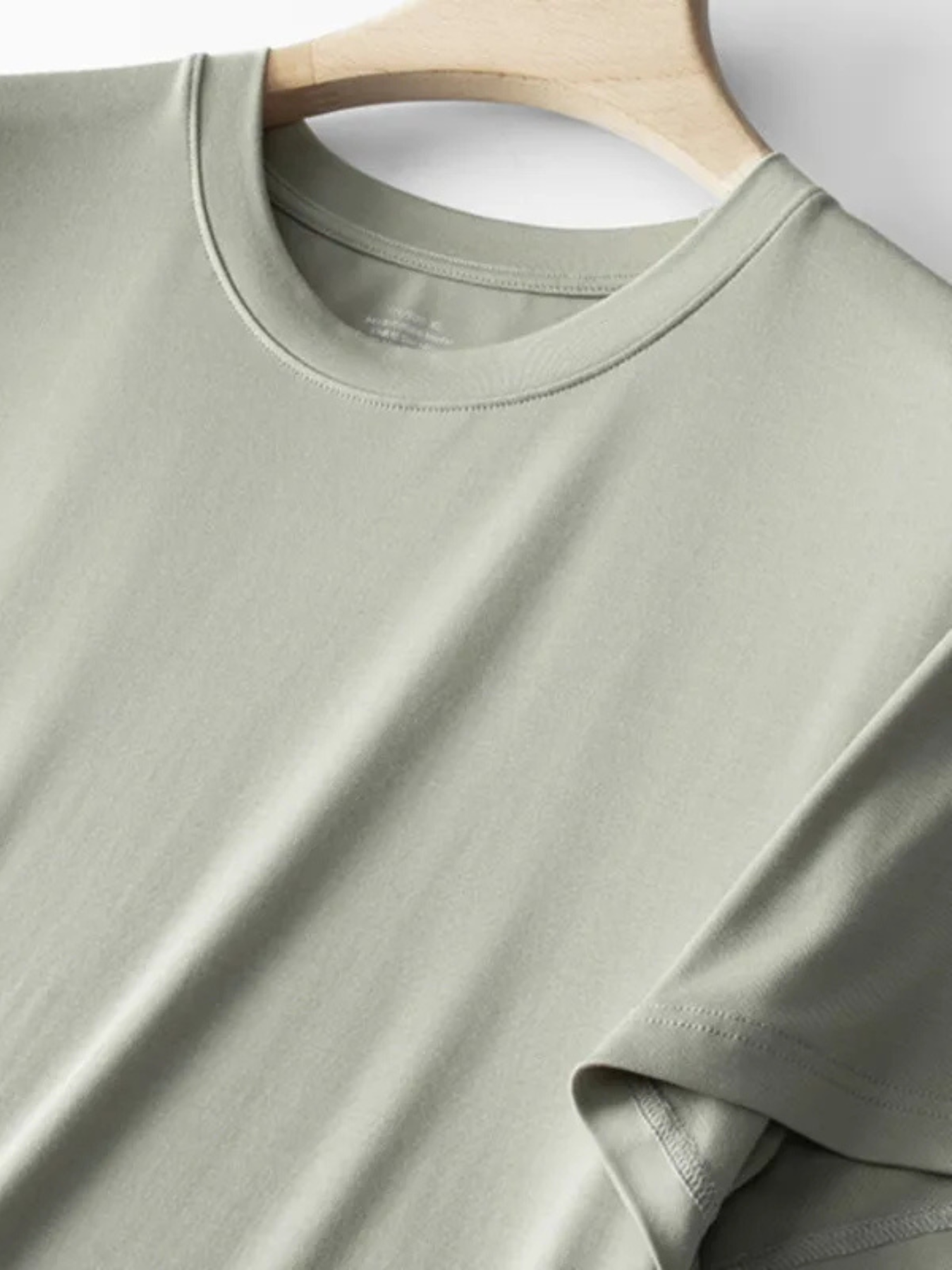 Kit 2x Camisetas Essential Move - 139,95 cada