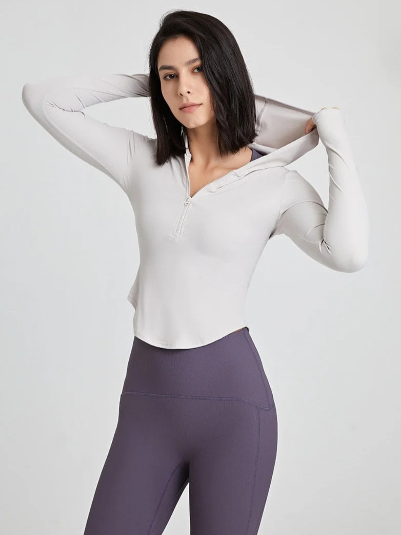 Blusa Fitness Manga Longa com Encaixe para Dedo