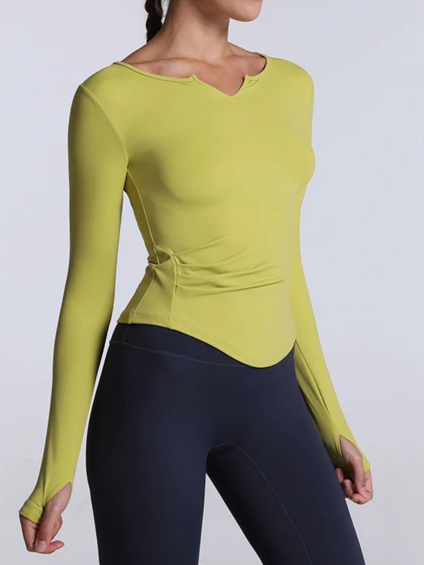 Blusa Manga Cumprida Gola V Move Act